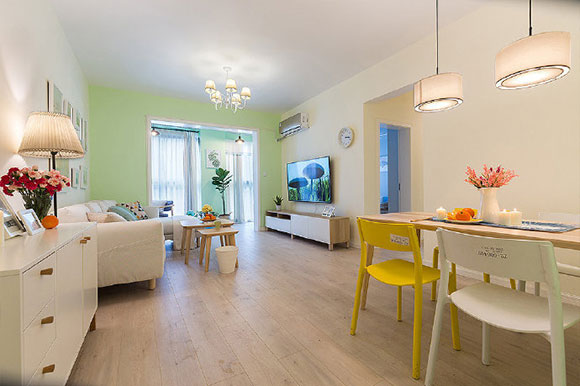 95㎡清新简约风格装修，配色设计很舒服，阳台改书房真实用！