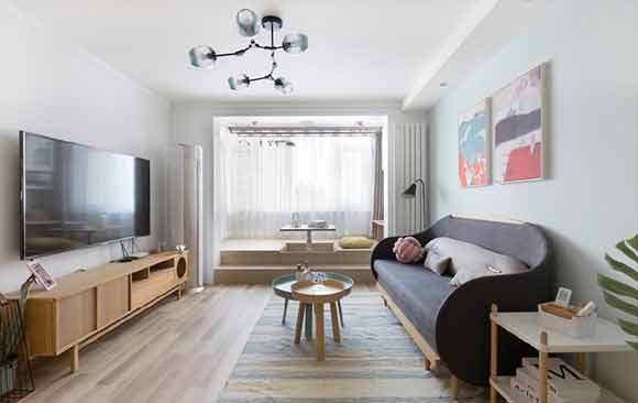 客厅阳台改榻榻米，家里多出一间房，全屋设计简洁却特别耐看！