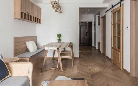 日式MUJI风装修设计，简洁温馨很舒适，“脏脏”的墙纸真是有格调！