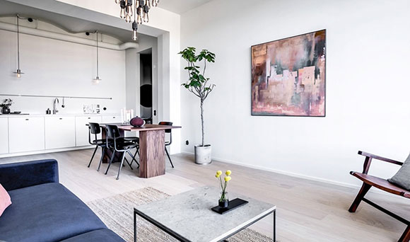 墙面刷白不装吊顶，极简设计一居室装修，头次见卫生间装柜子！