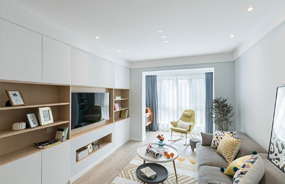 两房装修简洁实用令人羡慕,打通客厅阳台,全屋装满柜子真实用!