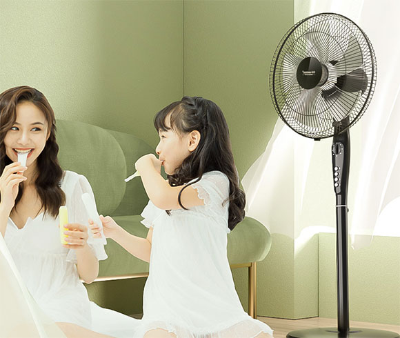 怎样正确挑选电风扇？电风扇的工作原理和种类，你都知道吗？