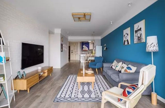 蓝色乳胶漆沙发墙,文化石电视墙,轻松自在很舒服的简约风格装修!