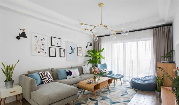 入户花园当餐厅,客厅定制吧台,宁静而舒适的白色空间真是舒服!