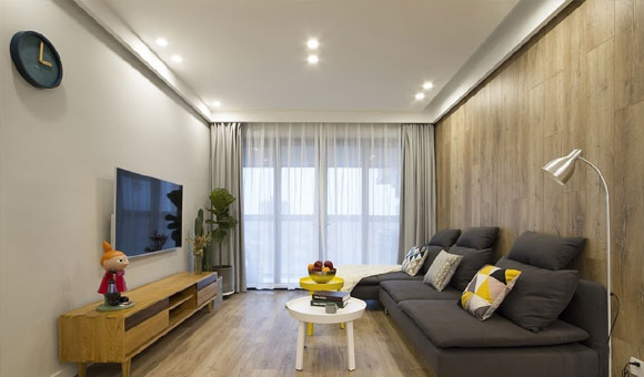 装修越简单越温馨，她家日式简约风设计，木地板上墙，全屋真好看！