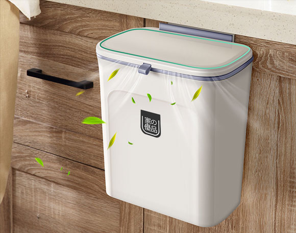 壁挂式垃圾桶，滑盖设计加活性炭棉锁住异味，体积虽小却能解决大问题！