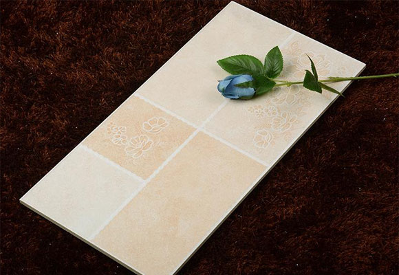 如何区分瓷片和瓷砖?卫生间装修用瓷片好不好?