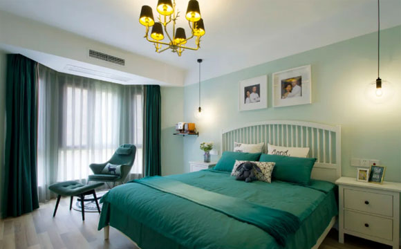 白色墙面太单调，设计师家都在用这些颜色的乳胶漆，效果真不错！