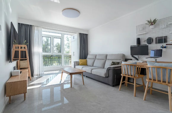 宽敞明亮的80㎡两房，装修设计简洁很清爽，全屋不吊顶却特别舒服！