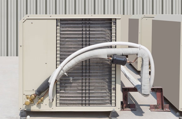 空调使用寿命是几年？多长时间需要加制冷剂？