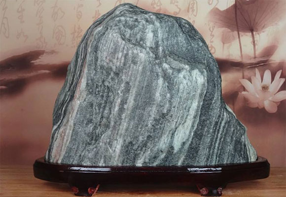 如何选购适合自己的家居风水石,让家里更吉祥如意!