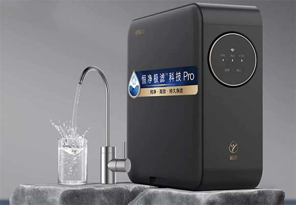 家用净水器，让你放心饮水！