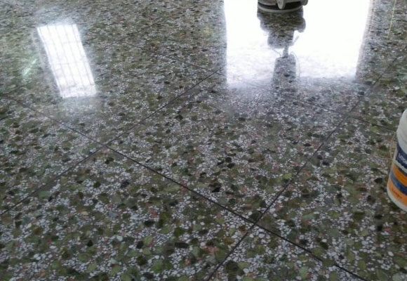 水磨石地面如何保养？这里教你一招！